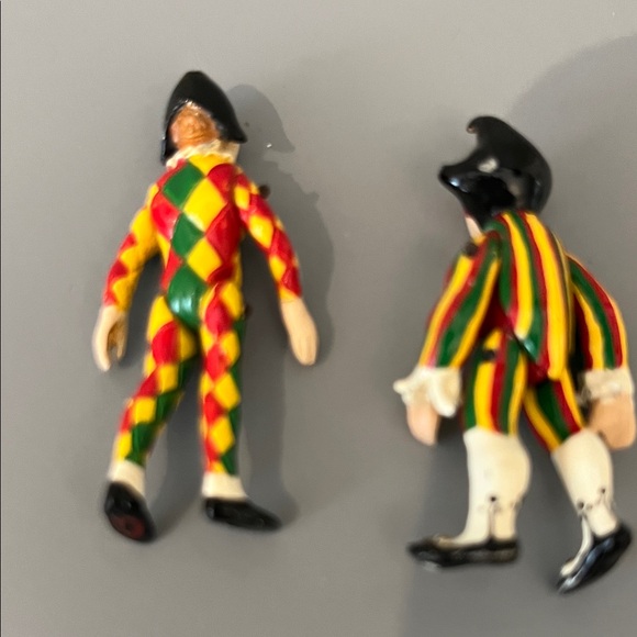 Vintage Harlequin Miniature Figurines in Red, Green, Yellow, Black Movable - Picture 5 of 6